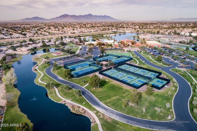 Building Photo - 42348 W Fountainhead St