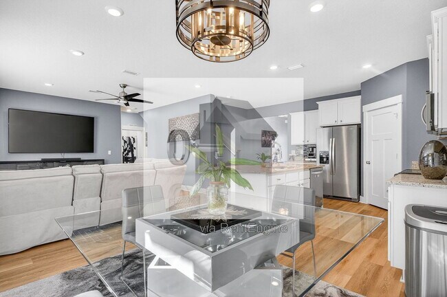 Building Photo - 6076 Rutherford Loop