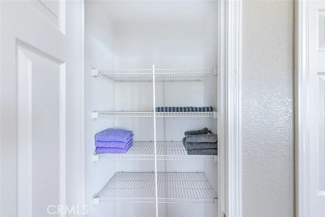 Building Photo - 16526 Braeburn Ln