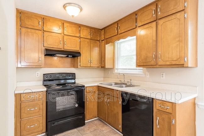 Building Photo - 2600 Fitzgerald Rd