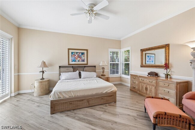 Building Photo - 8868 Lely Island Cir