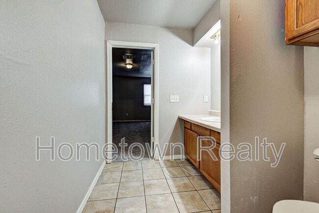 Building Photo - 312 NW 118th St