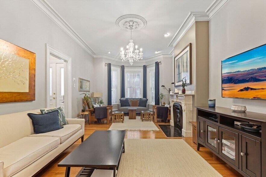 Building Photo - 12 Auburn St