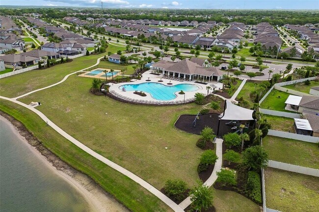 Building Photo - 11303 Green Harvest Dr.