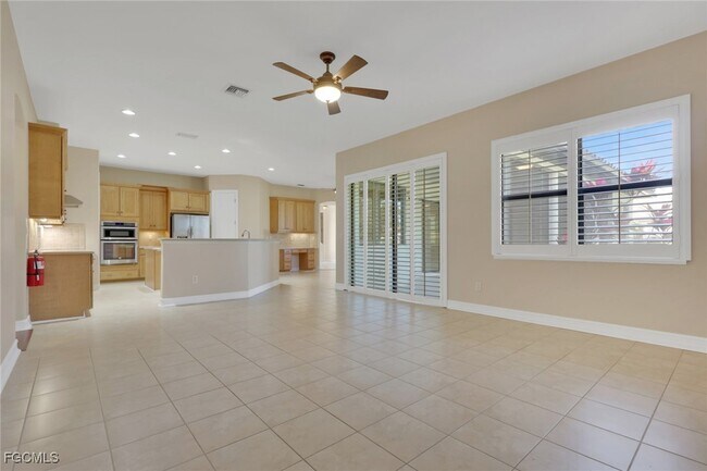 Building Photo - 12500 Fairmont Dr