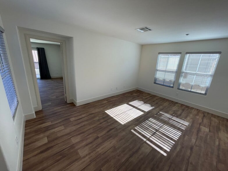 Building Photo - 668 Moonlight Stroll St