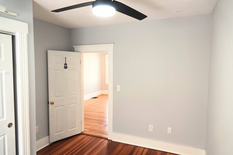 Building Photo - 330 Massasoit Rd