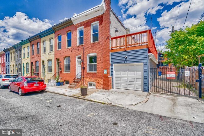 Building Photo - 903 N Bradford St