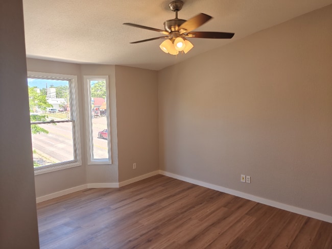 Building Photo - 3130 W 38th Ave