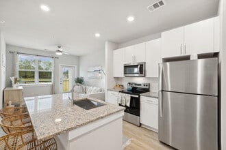 Building Photo - Ascend At Woodlands