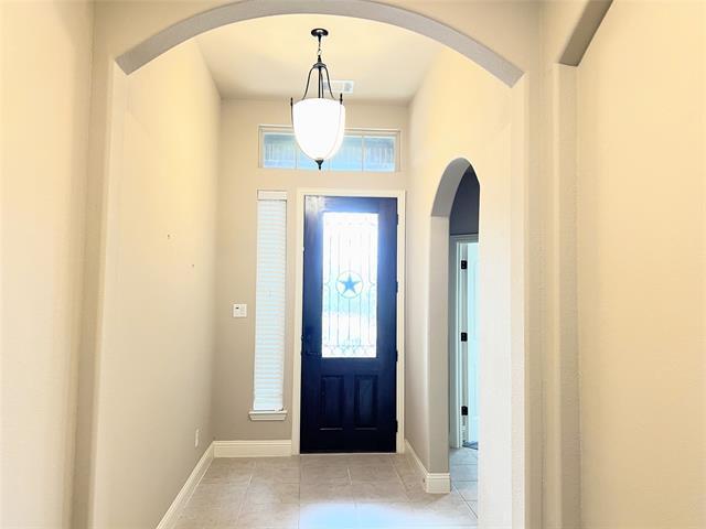 Building Photo - 1001 Summer Ln