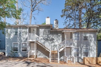Building Photo - 1818 Sylvan Ct