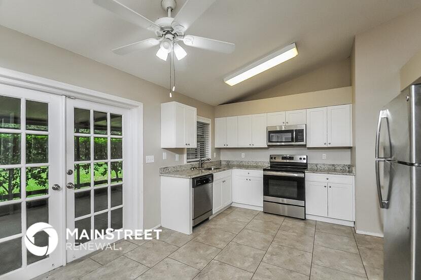 Building Photo - 12104 Fruitwood Dr
