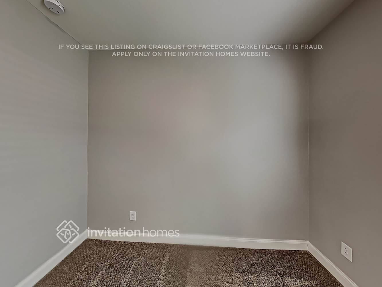 Building Photo - 2813 Santiago Circle