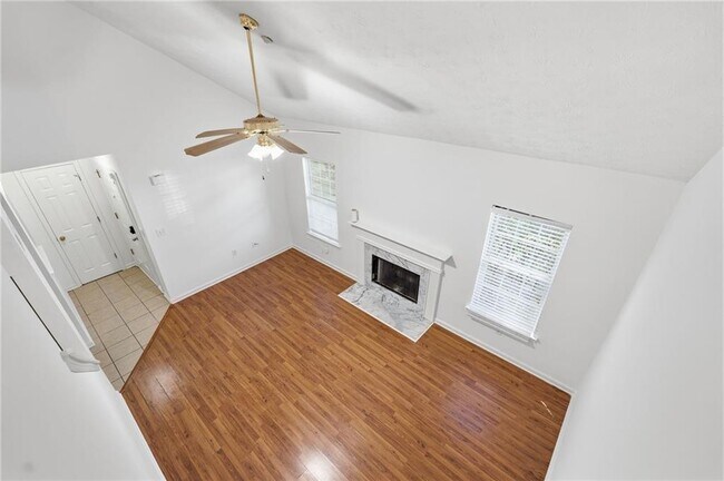 Building Photo - 6427 Wellington Chase Ct