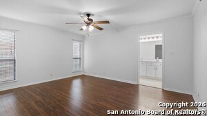 Building Photo - 5854 Royal Rdg Dr