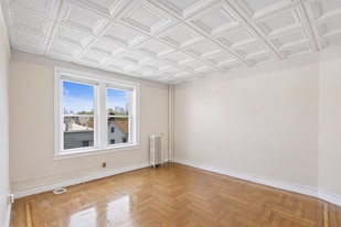 Building Photo - 3718 Park Ave