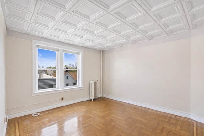 Building Photo - 3718 Park Ave