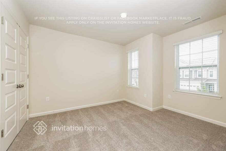 Building Photo - 1010 Legacy Ct