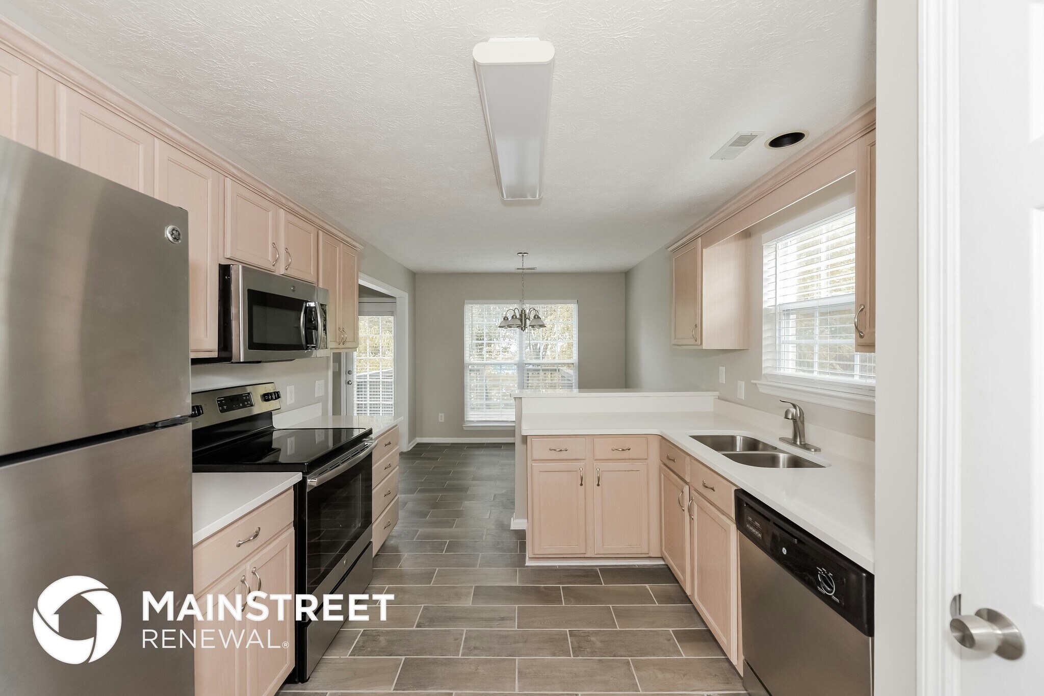 Building Photo - 706 Pinehurst Point