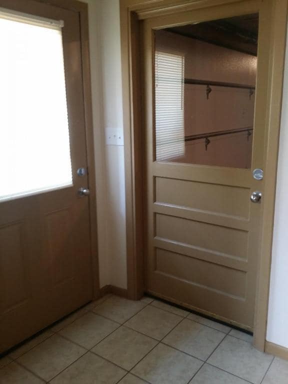 Building Photo - 611 N Spruce St