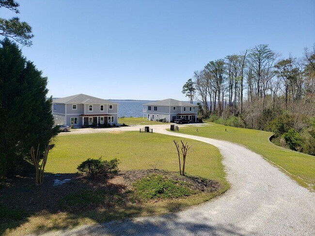 Building Photo - 1129 Bennett Rd