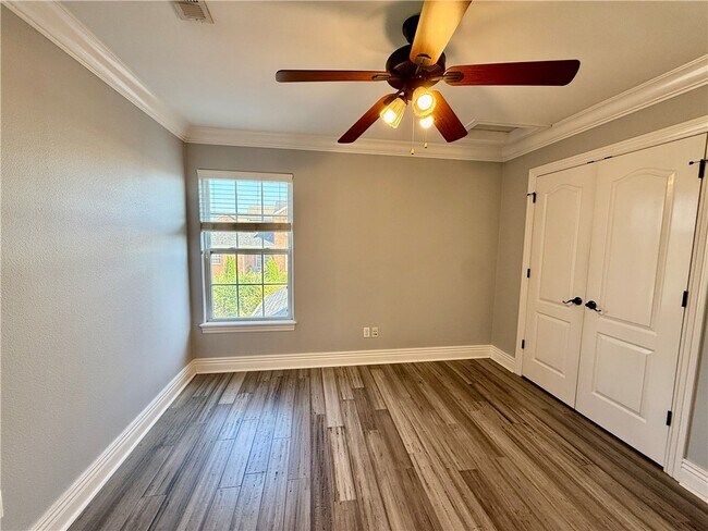 Building Photo - 422 J.T.L Pkwy