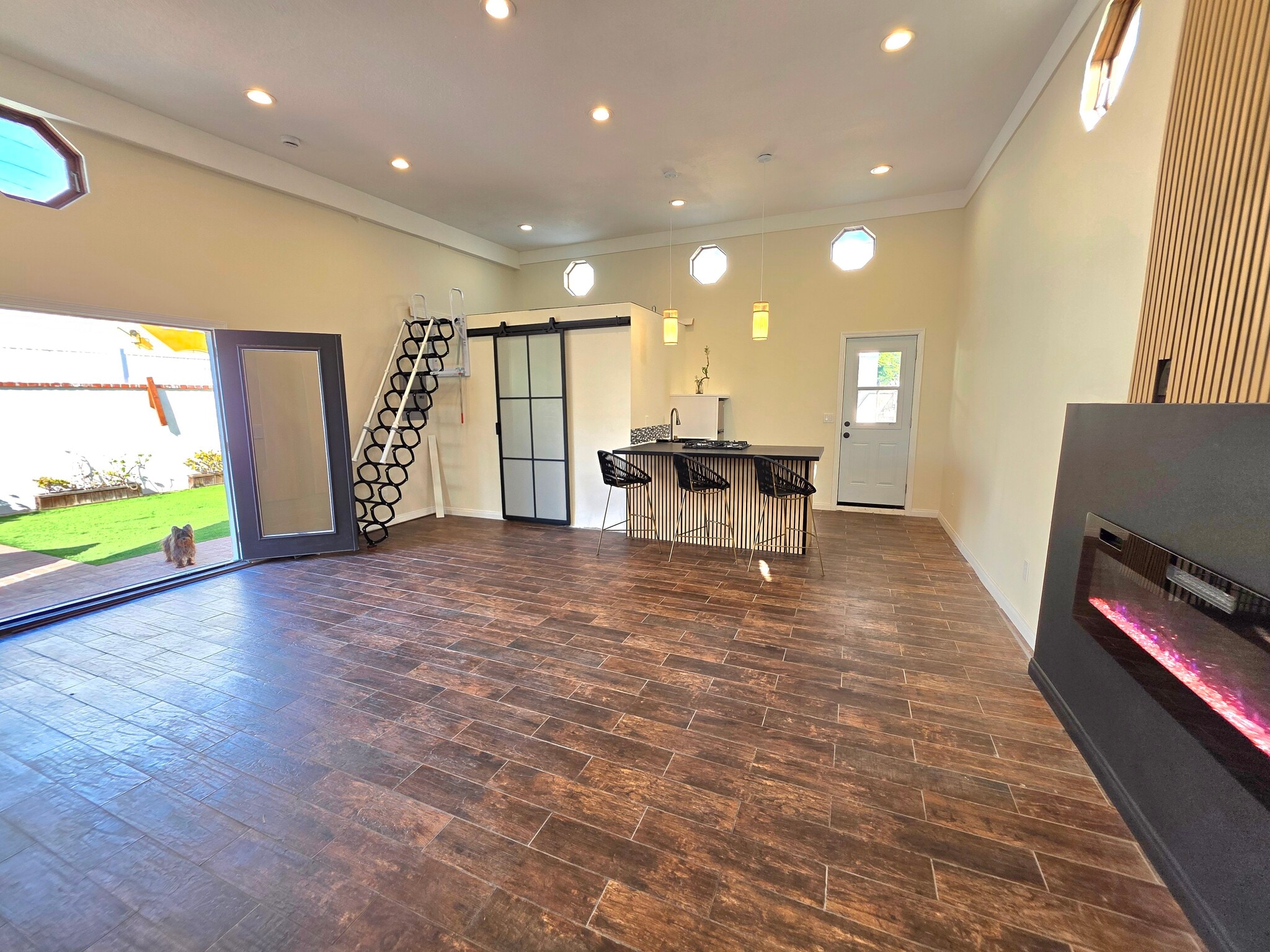 Building Photo - 3109 Stanford Ave