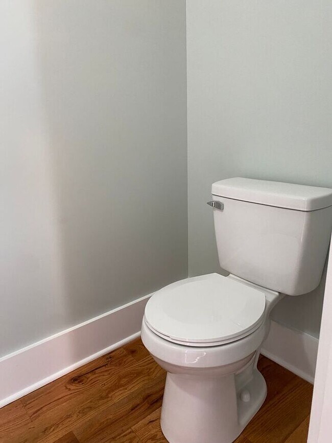Building Photo - Newer Contruction - 3 Bed 3.5 Bath 3 Stories!
