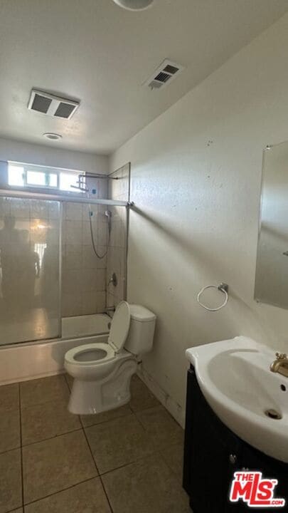 Building Photo - 1161 E 40th Pl