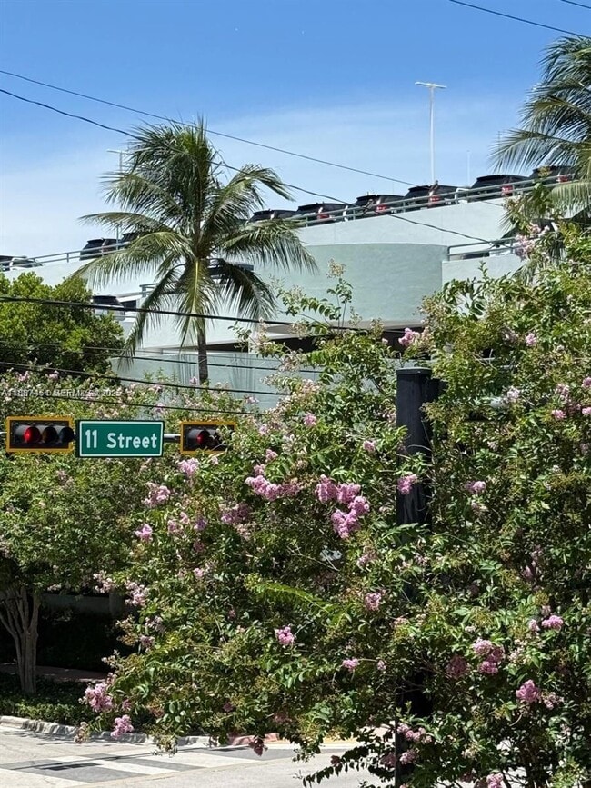 Building Photo - 1060 Pennsylvania Ave