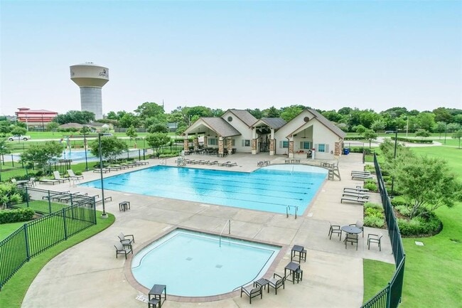 Building Photo - 2932 Hawkins Creek Ln