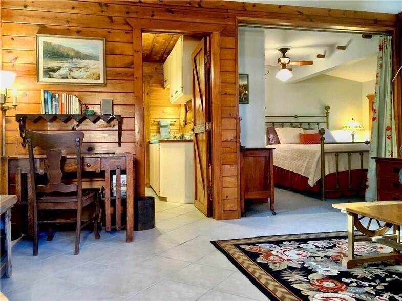 Building Photo - 501 York Creek Rd