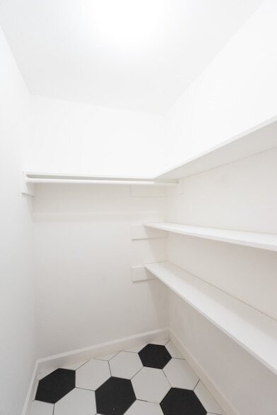 Building Photo - 1314 Frontier Ln