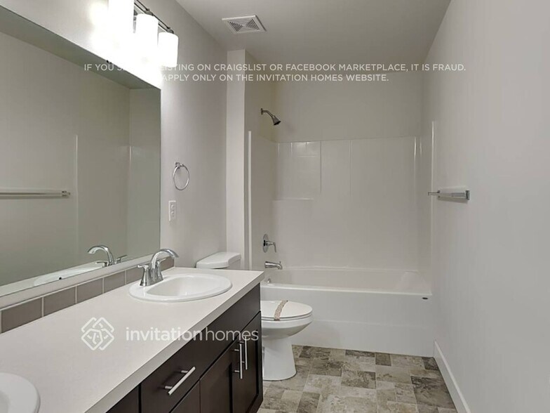 Building Photo - 508 Cope St SW