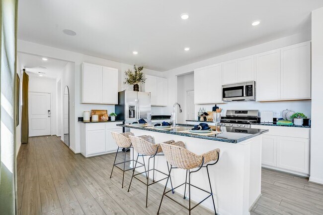 Building Photo - 18023 Lasso Mls Dr