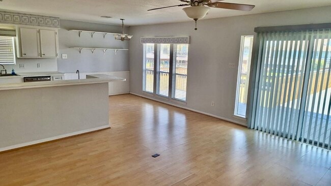Building Photo - 19 N White Heron Dr
