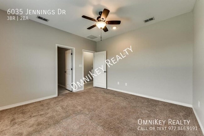 Building Photo - 6035 Jennings Dr