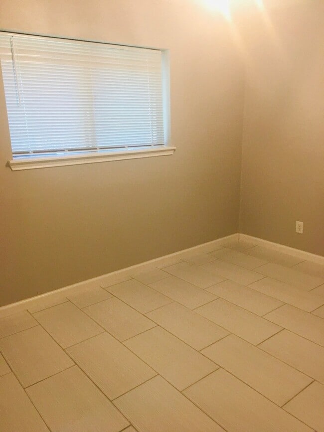 Building Photo - 19135 County Rd 520A