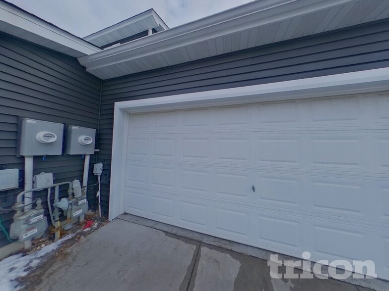 Building Photo - 14397 Banyan Ln