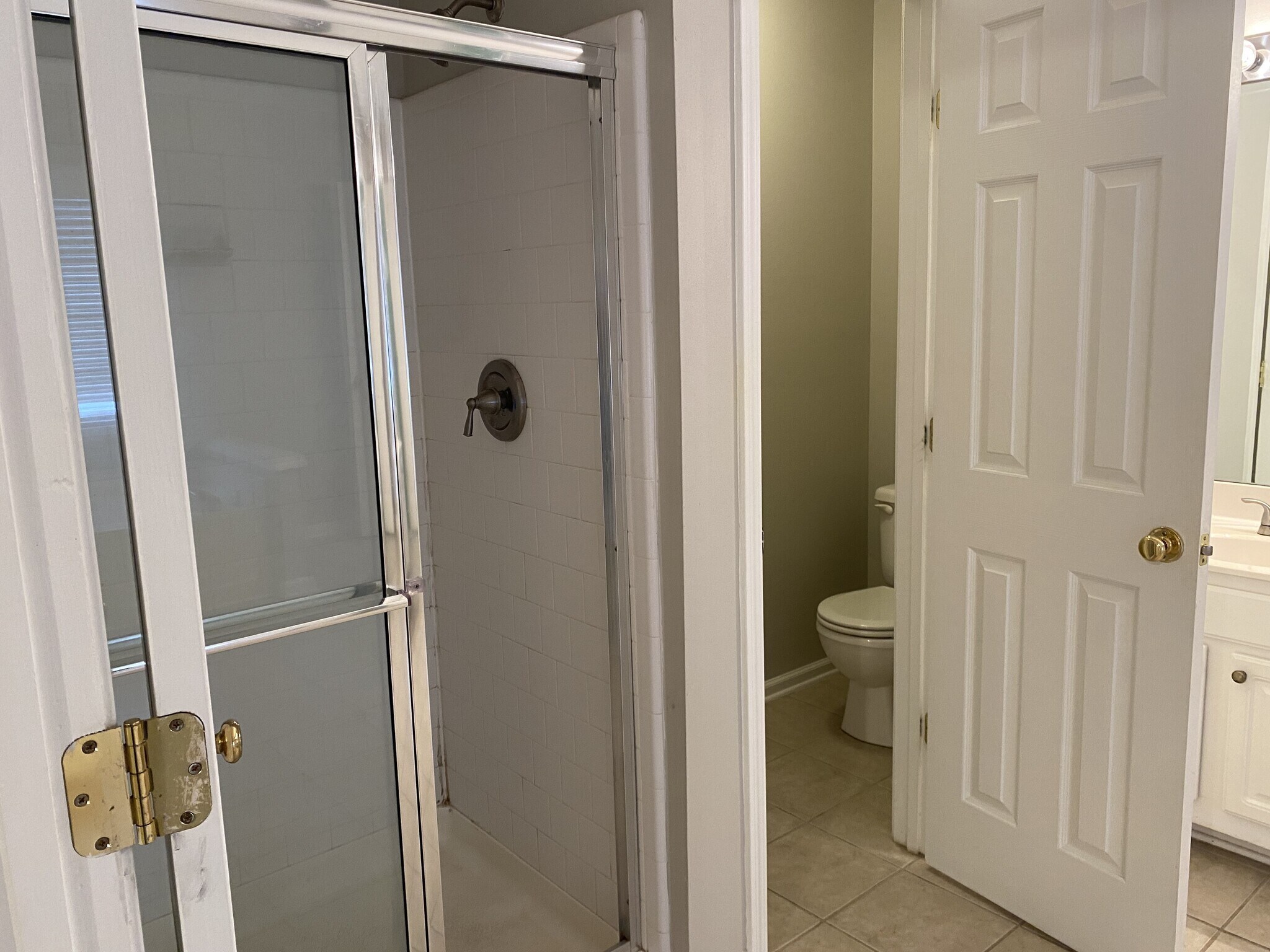 Building Photo - 2706 Cottesford Dr SE