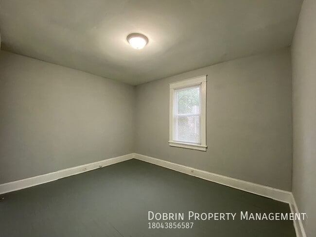 Building Photo - 2311 Royall Ave