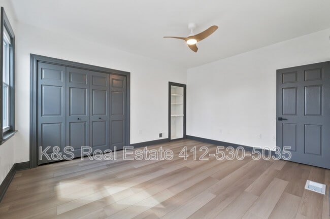 Building Photo - 2104 Straubs Ln
