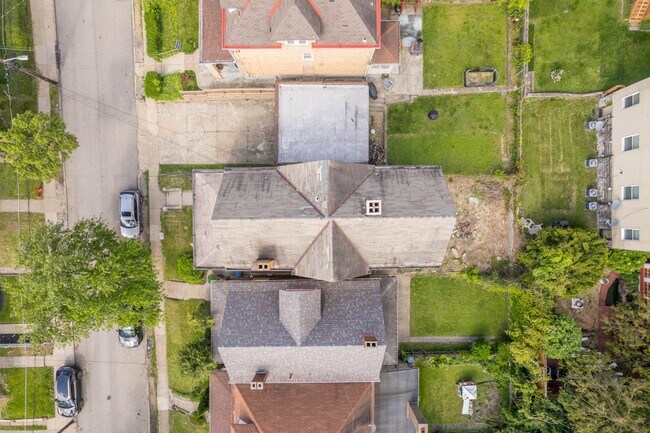 Building Photo - 313 Kambach St