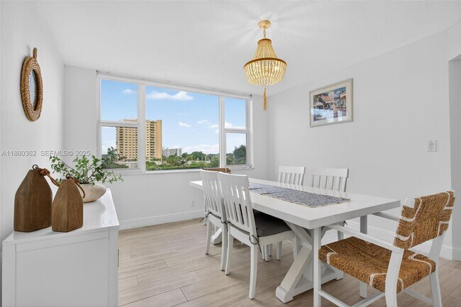 Building Photo - 1340 S Ocean Blvd