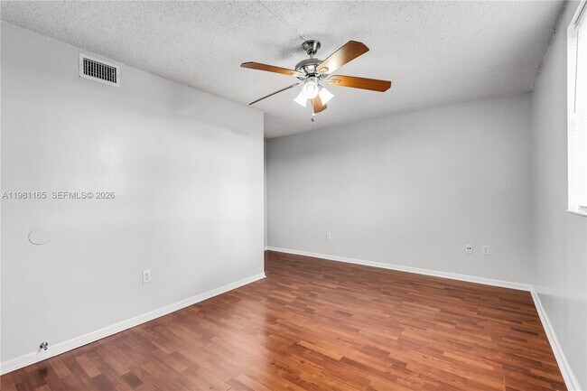 Building Photo - 14961 SW 82nd Ln