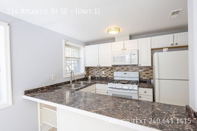 Building Photo - 314 Atlantic St SE