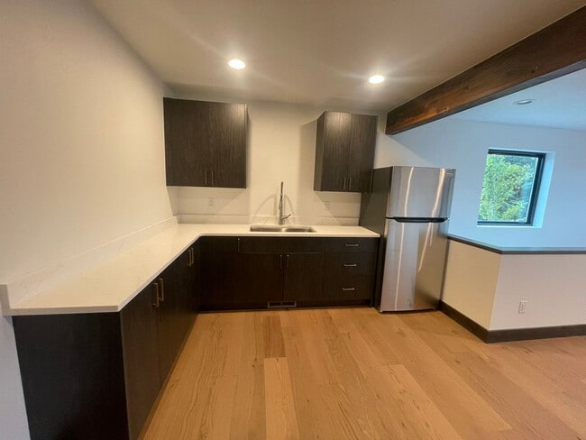 Building Photo - Whitefish Landing Town House