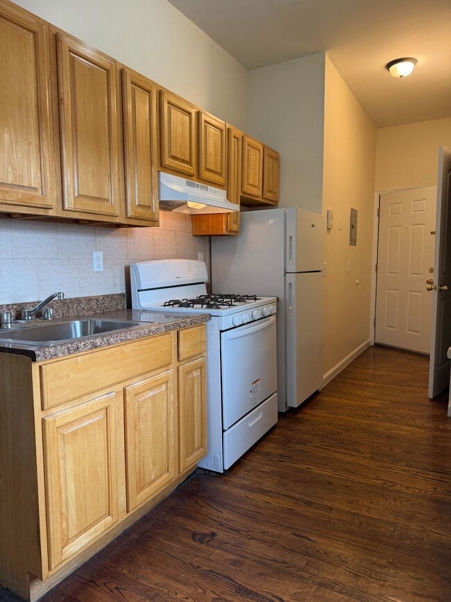 Building Photo - 40 Mt Vernon Ave