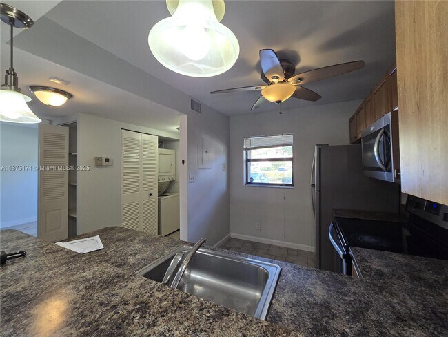 Building Photo - 10600 NW 10th St